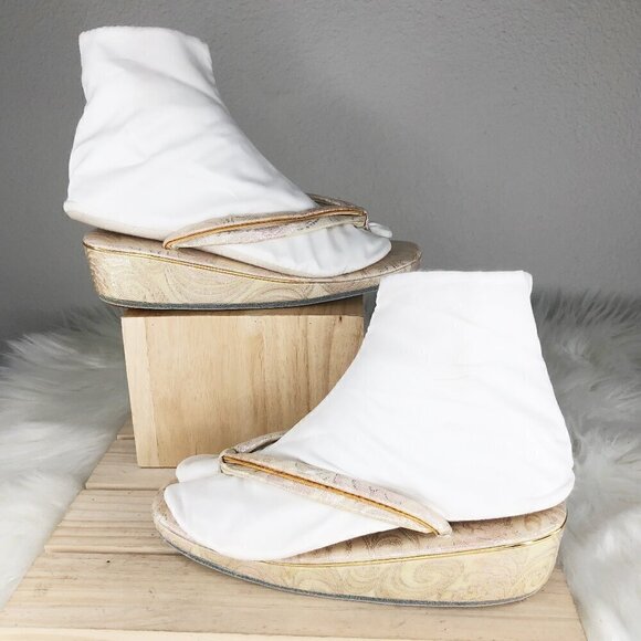 Vintage Japanese Silk Handmade Geisha Gold & Cream Floral Sandal Clog Size 7.5 - Picture 1 of 9